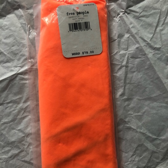 NWT Free People Movement Pretty Lil Running Top. Size S. Color - Neon Mango. - Picture 5 of 5